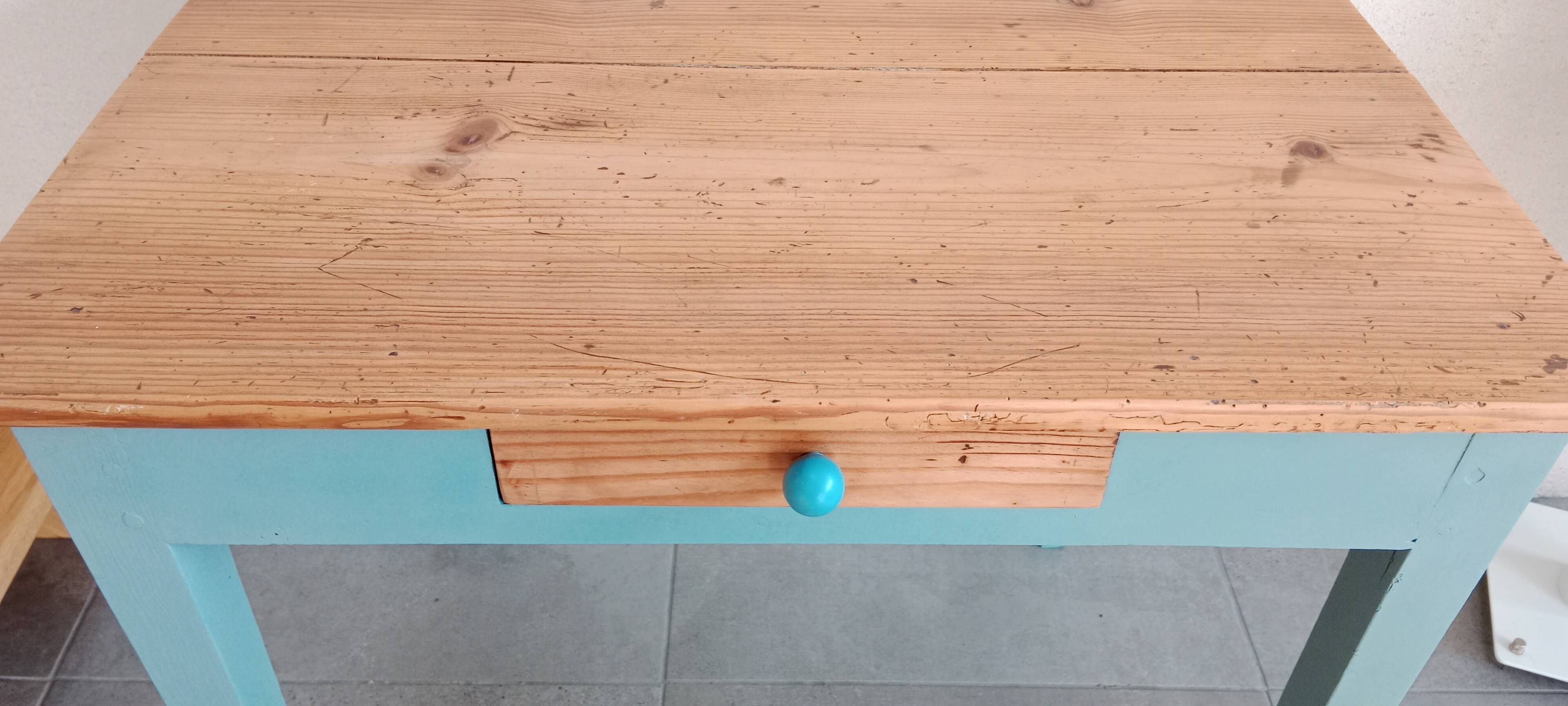 Table d'appoint ou bureau