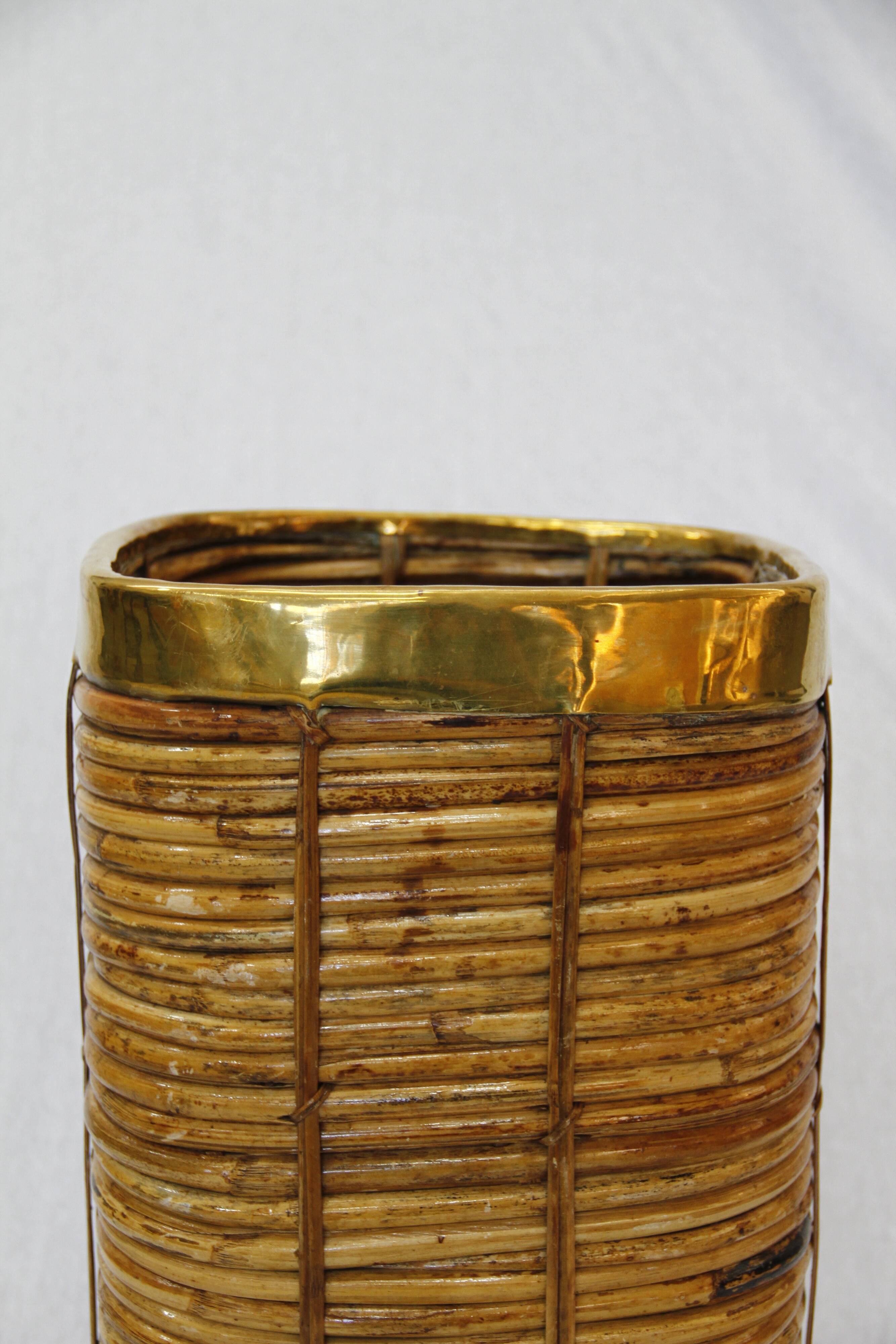Rattan plant umbrella basket