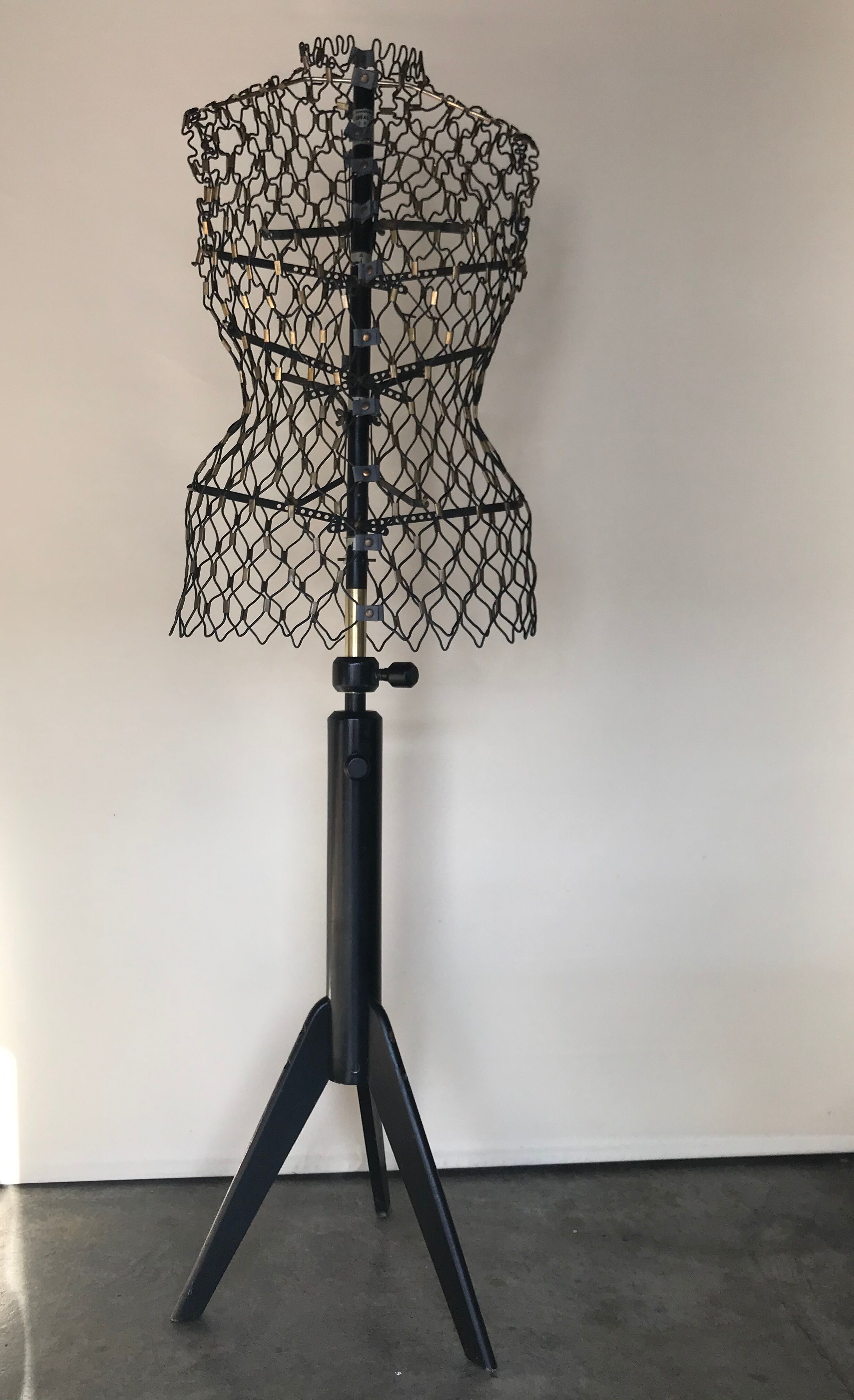 Mannequin buste couturière tripode Idéal métal et bois vintage 50
