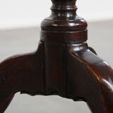Round Antique English Oak Side Table from the 19th Century