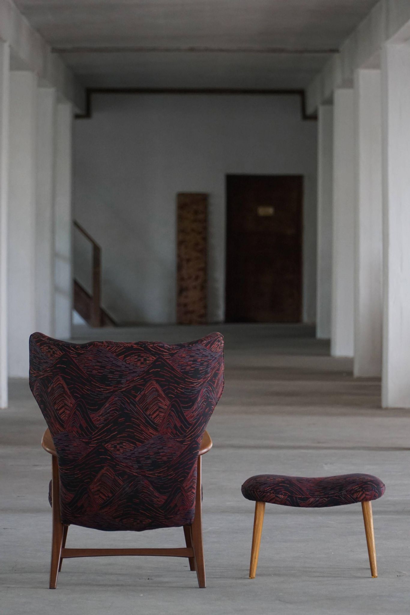 Madsen & Schubell, chaise longue and stool with backrest in teak, reupholstered, 1950s.