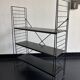 Etagère vintage 1950 tomado sur pieds design A.Dekker noire - 84 x 25 cm