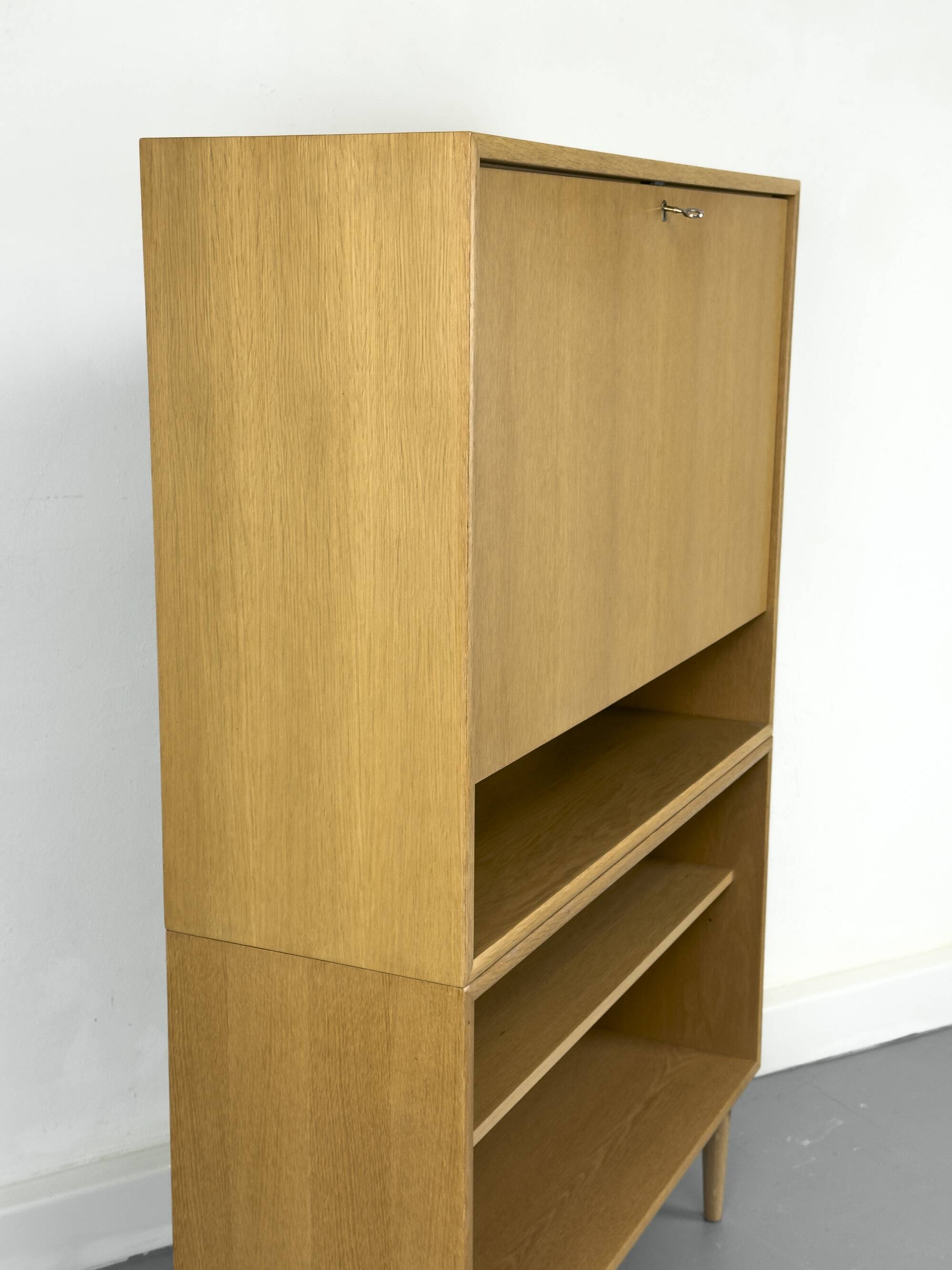 Cabinet en chêne de Wk Möbel, années 1970