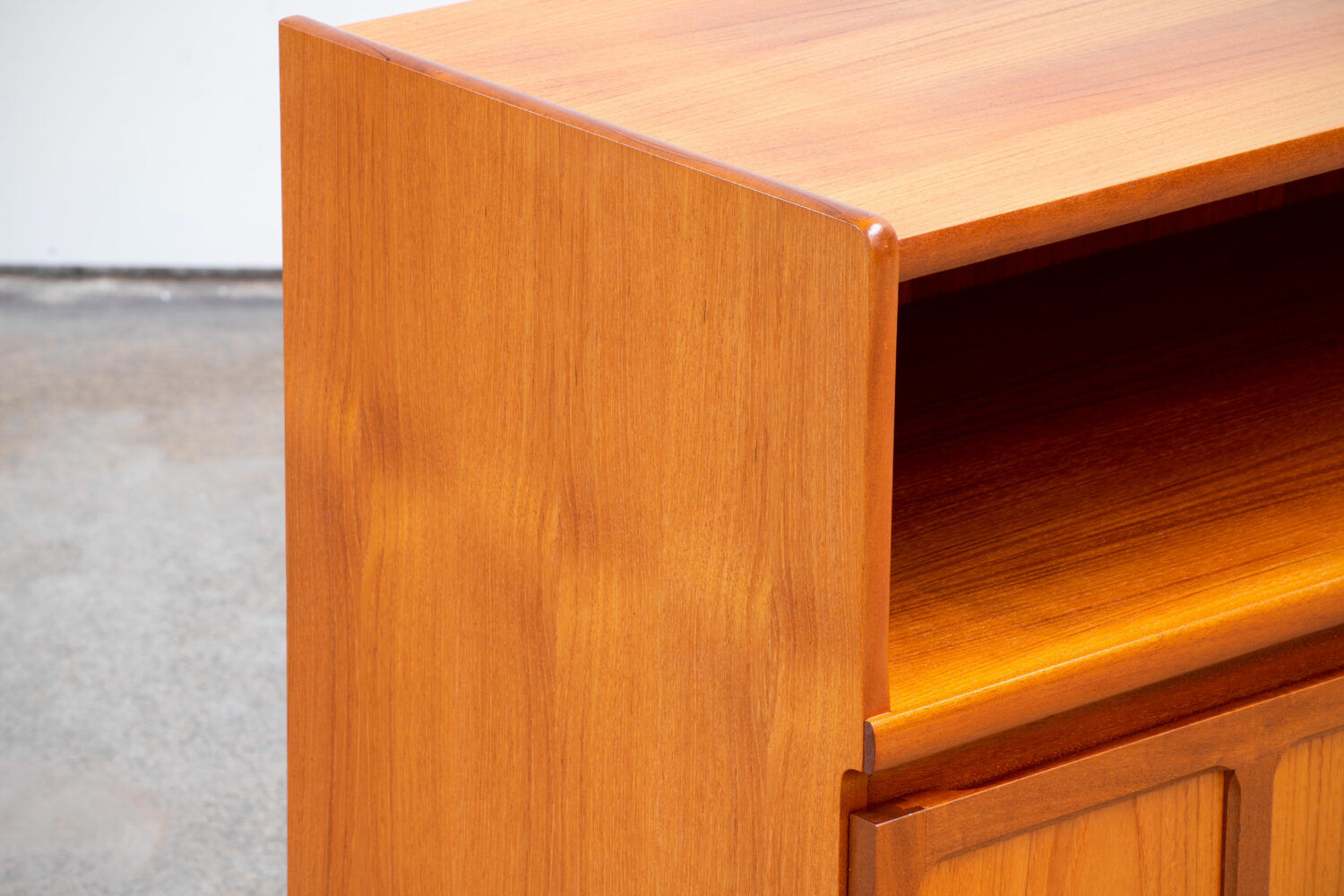 Vintage Scandinavian buffet 1960