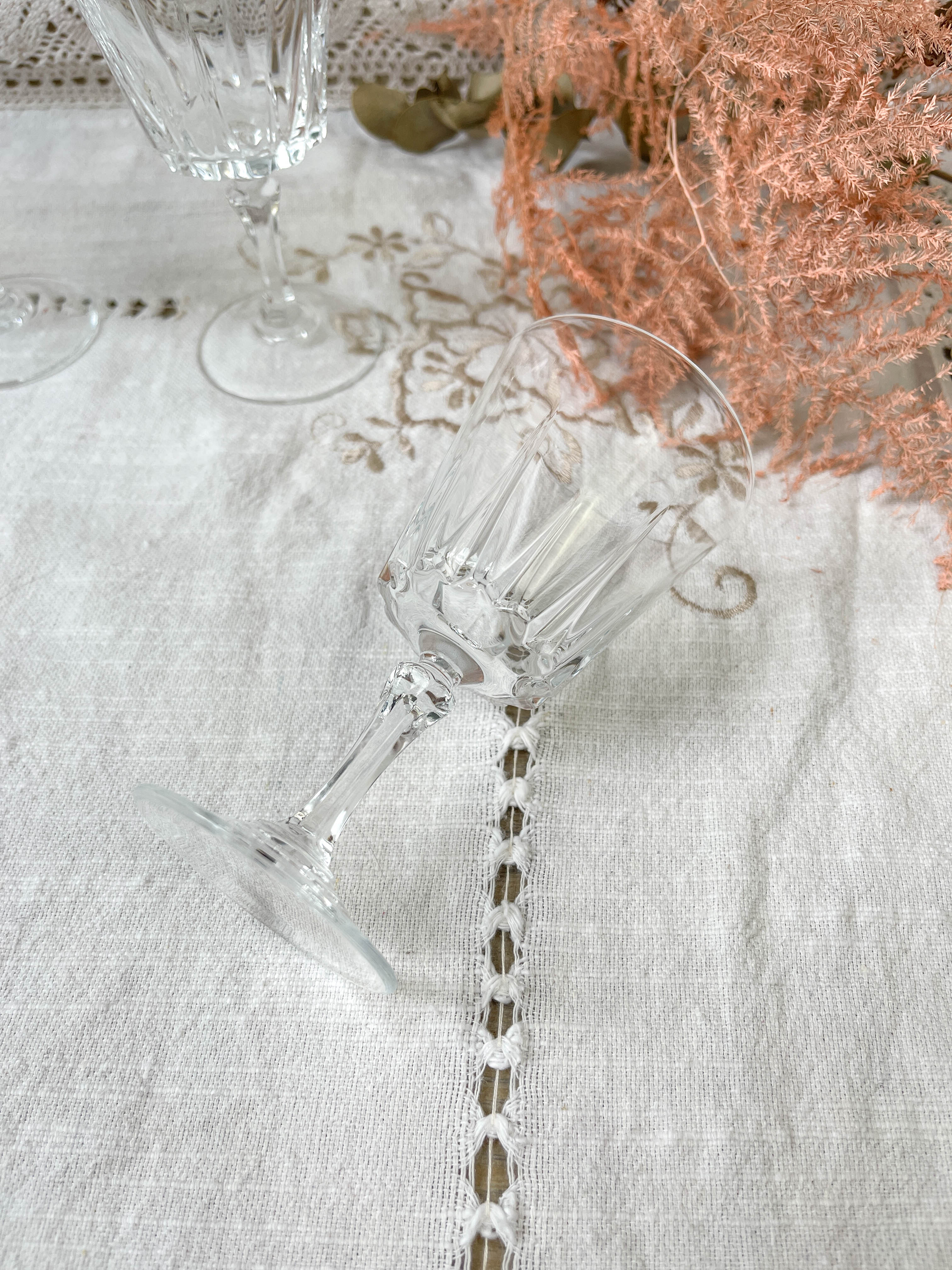 6 Cristal D'Arques white wine glasses model "VERSAILLES"