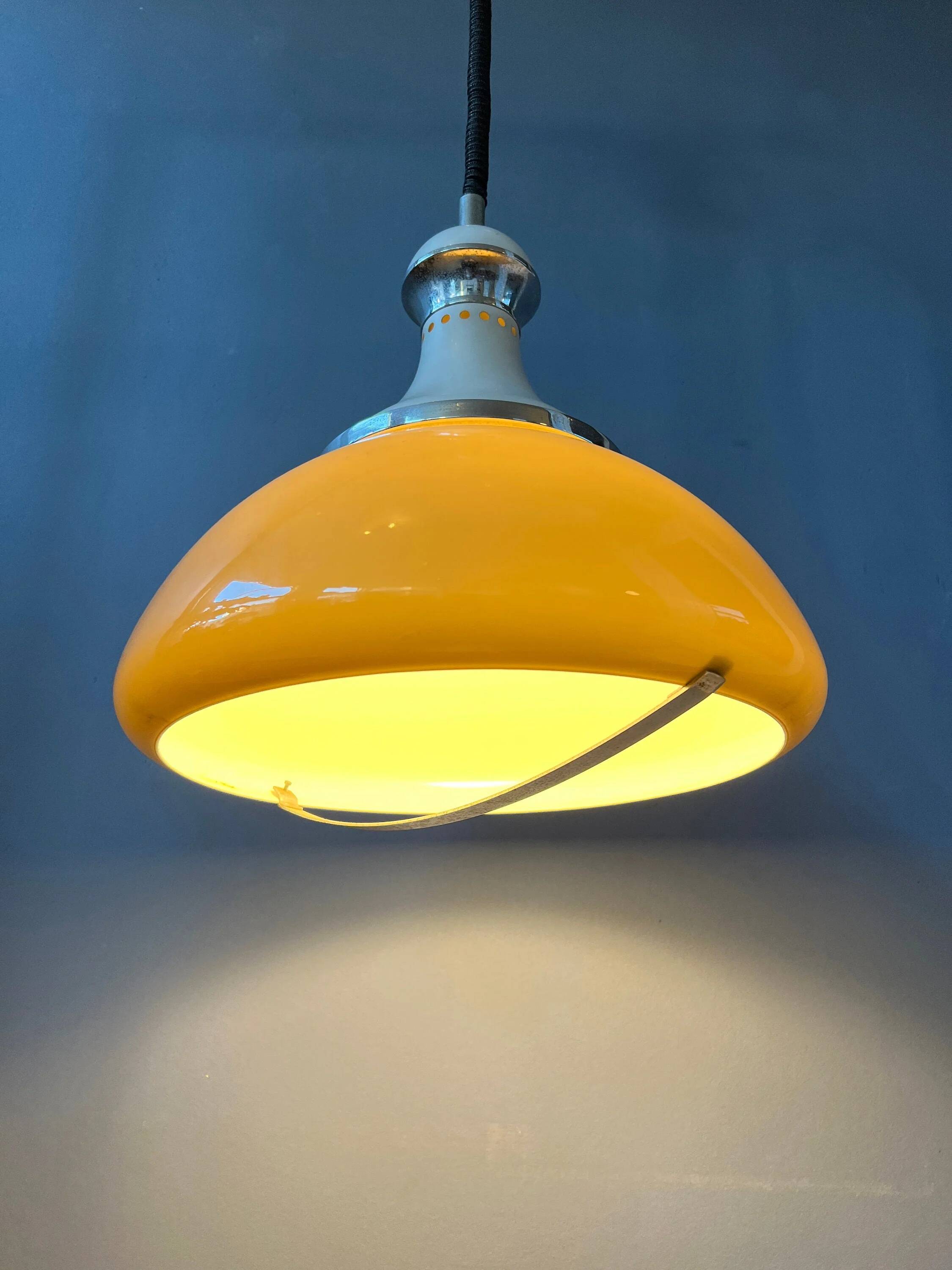 Vintage Stilux Milano beige suspension