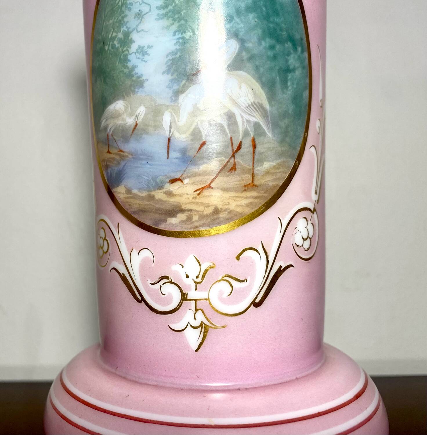 Opaline Vase Saint Louis peint main