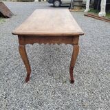 Table de ferme XVIIIème style Louis XV en merisier