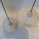 Duo de suspensions en opaline vintage