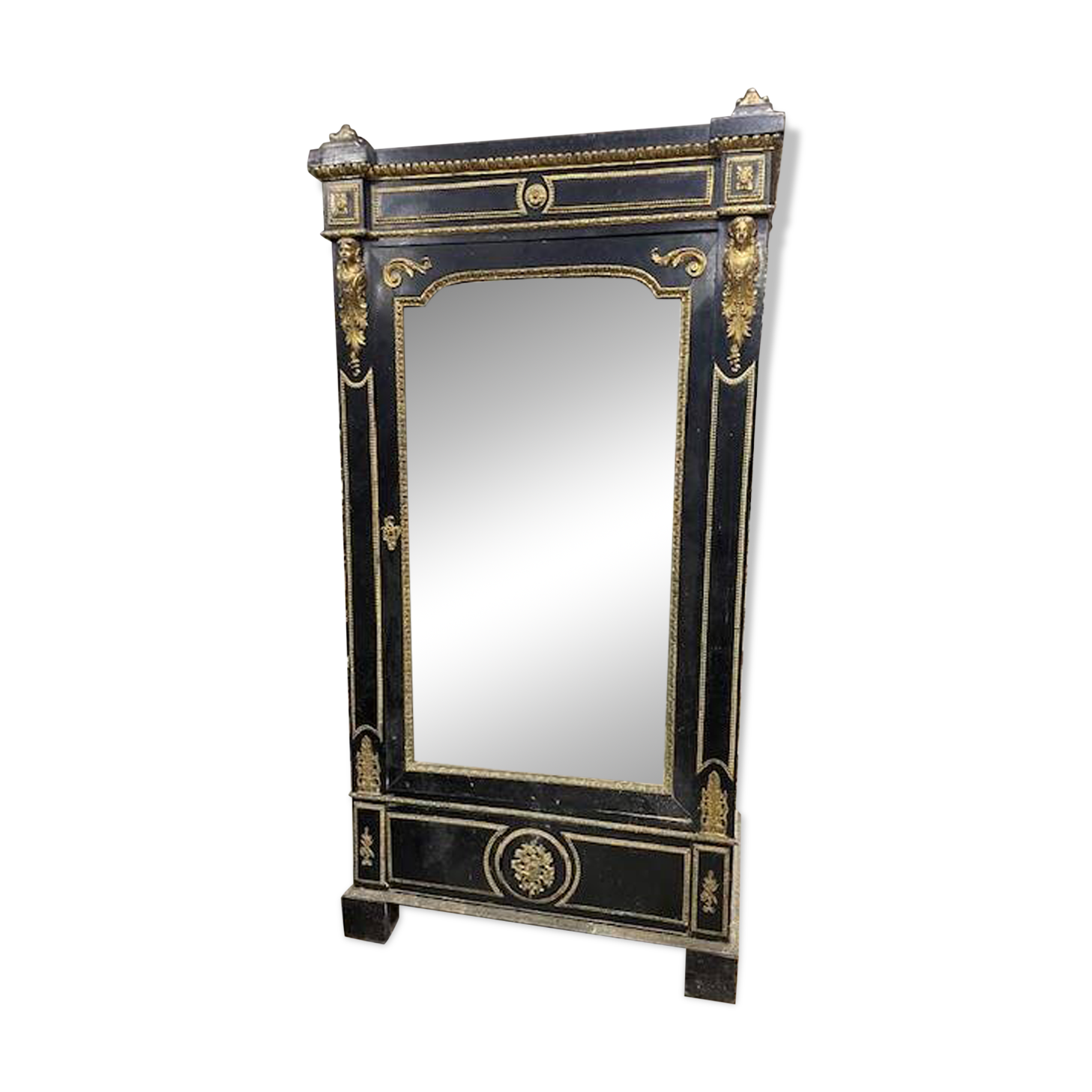 Napoleon III glass cabinet