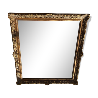 Miroir en bois doré  107 x 94 cm