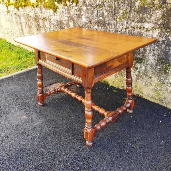 Ancienne table Suisse en noyer massif -XIX è siècle