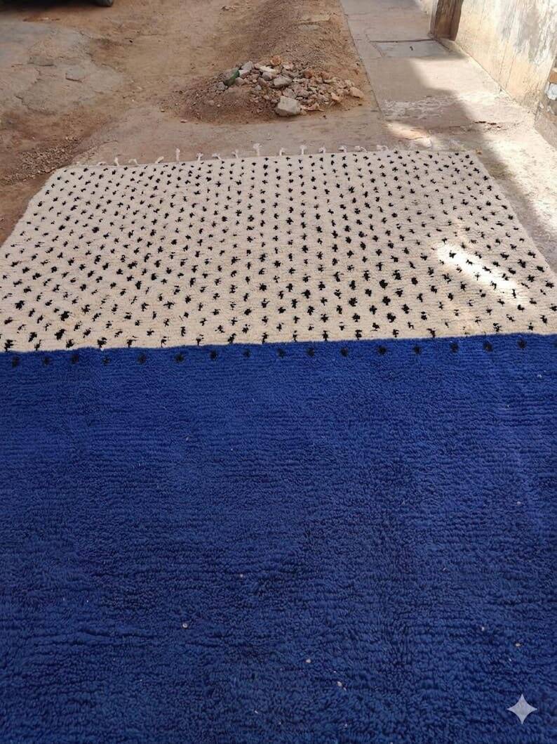Authentic natural wool Moroccan rug custom-made 2/3 m
