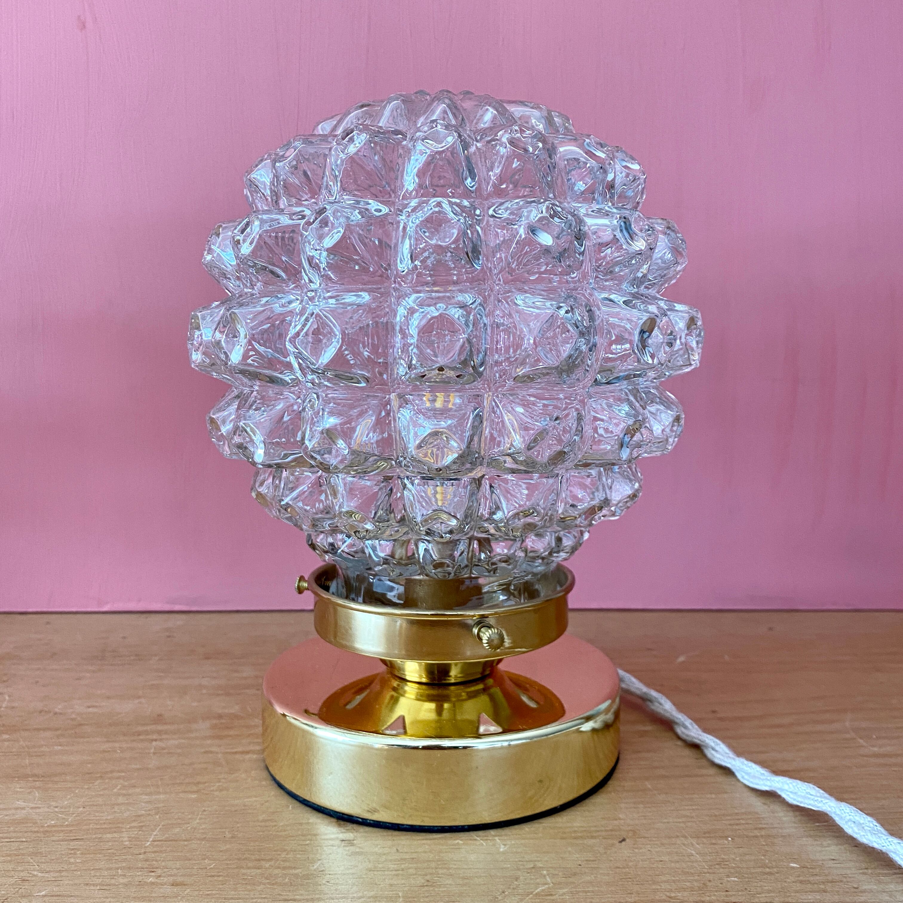 Vintage globe table lamp in molded glass