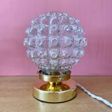 Lampe à poser globe vintage en verre moulé