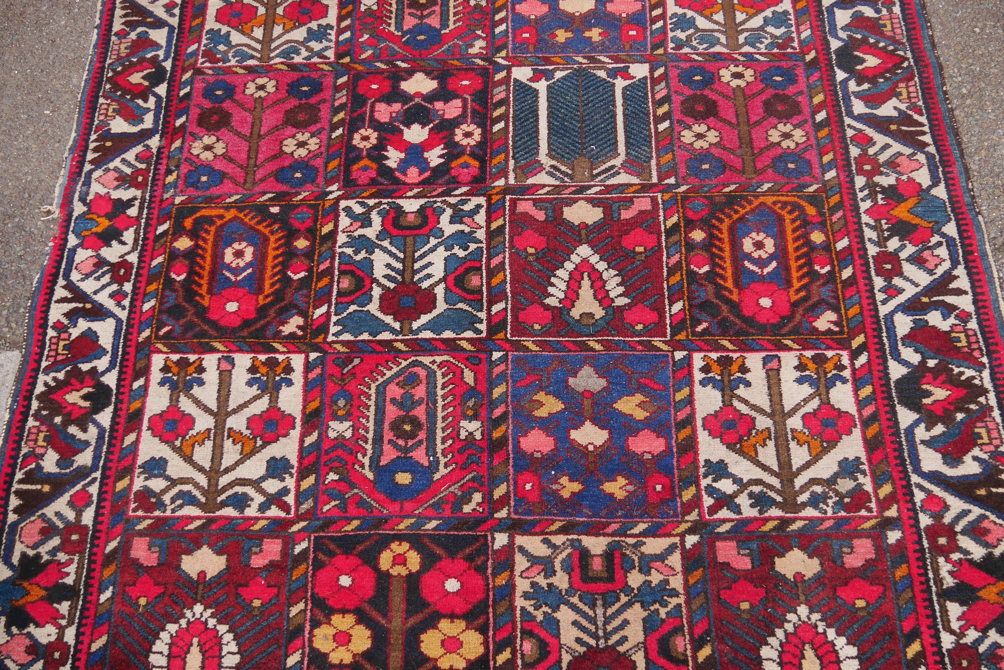 Tapis persan bakhtiar 272 x 165