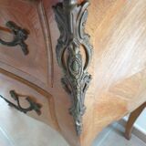 Louis XV curved chest of drawers