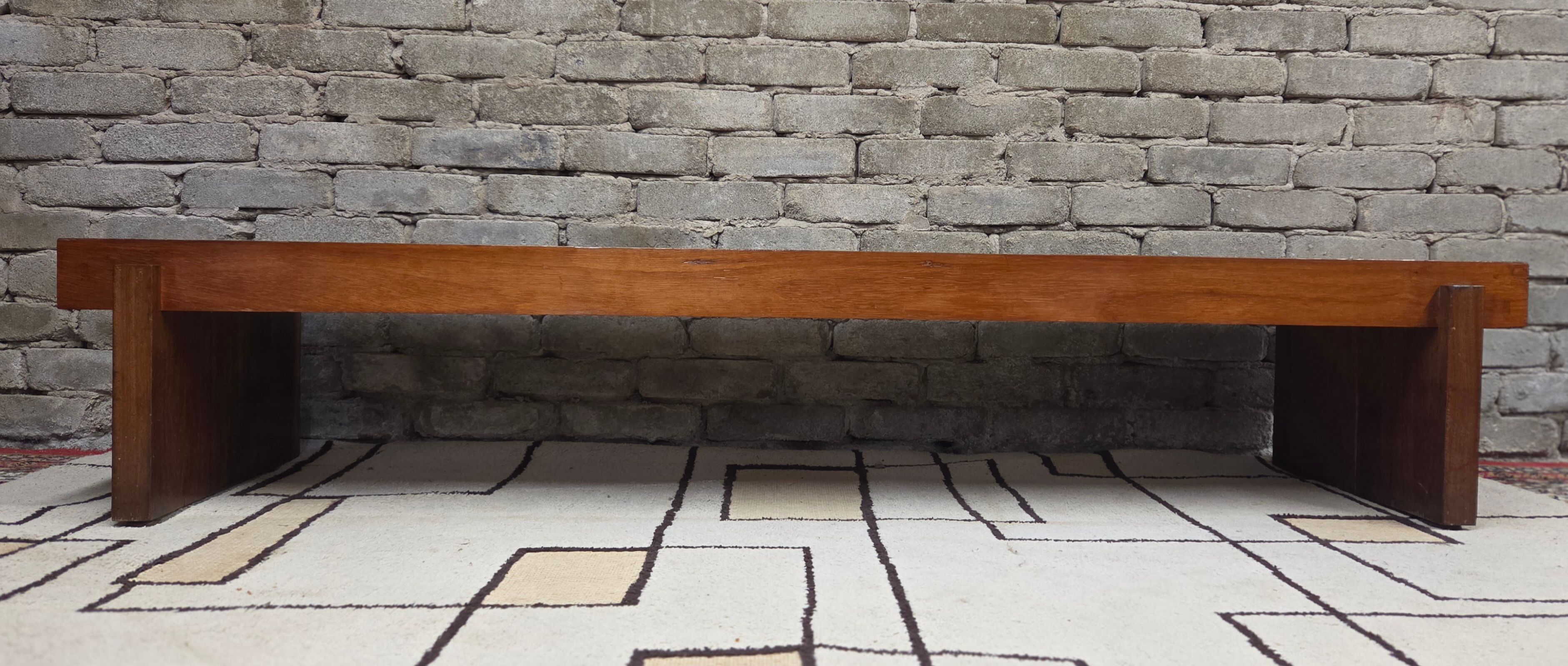 Vintage brutalist bench in solid teak with slats – 1970s