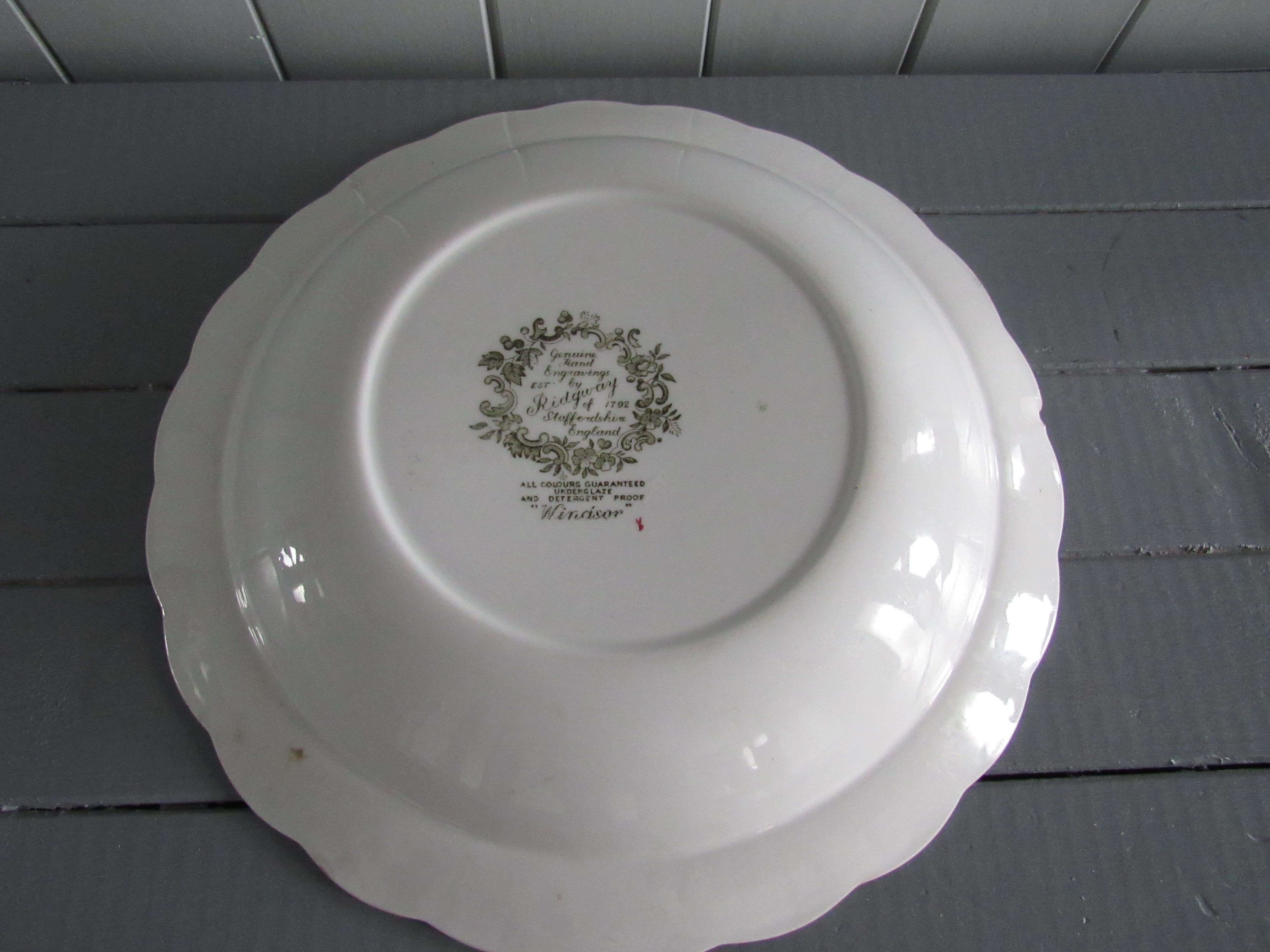 Ridgway staffordshire windsor hollow dish salad bowl 29 cm