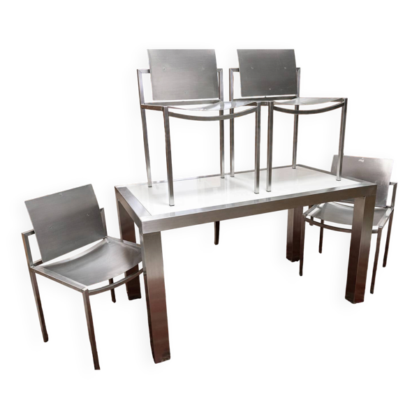 Suite de salle à manger design en acier brossé – Table et quatre chaises — Beyit