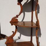 Corner shelf