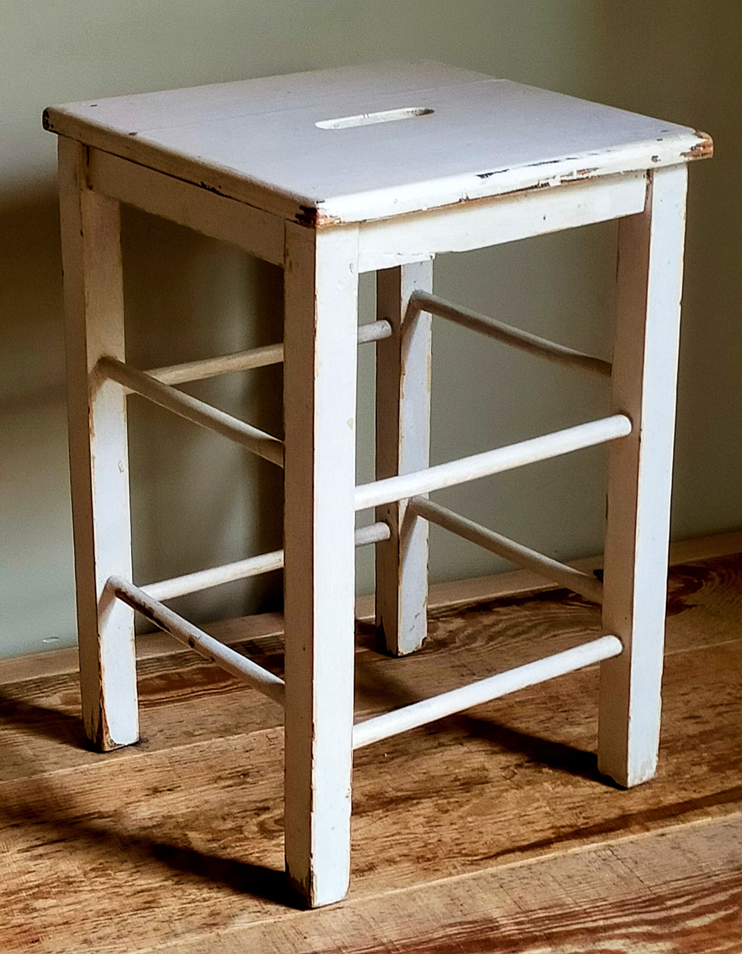Workshop stool in vintage patinated solid wood
