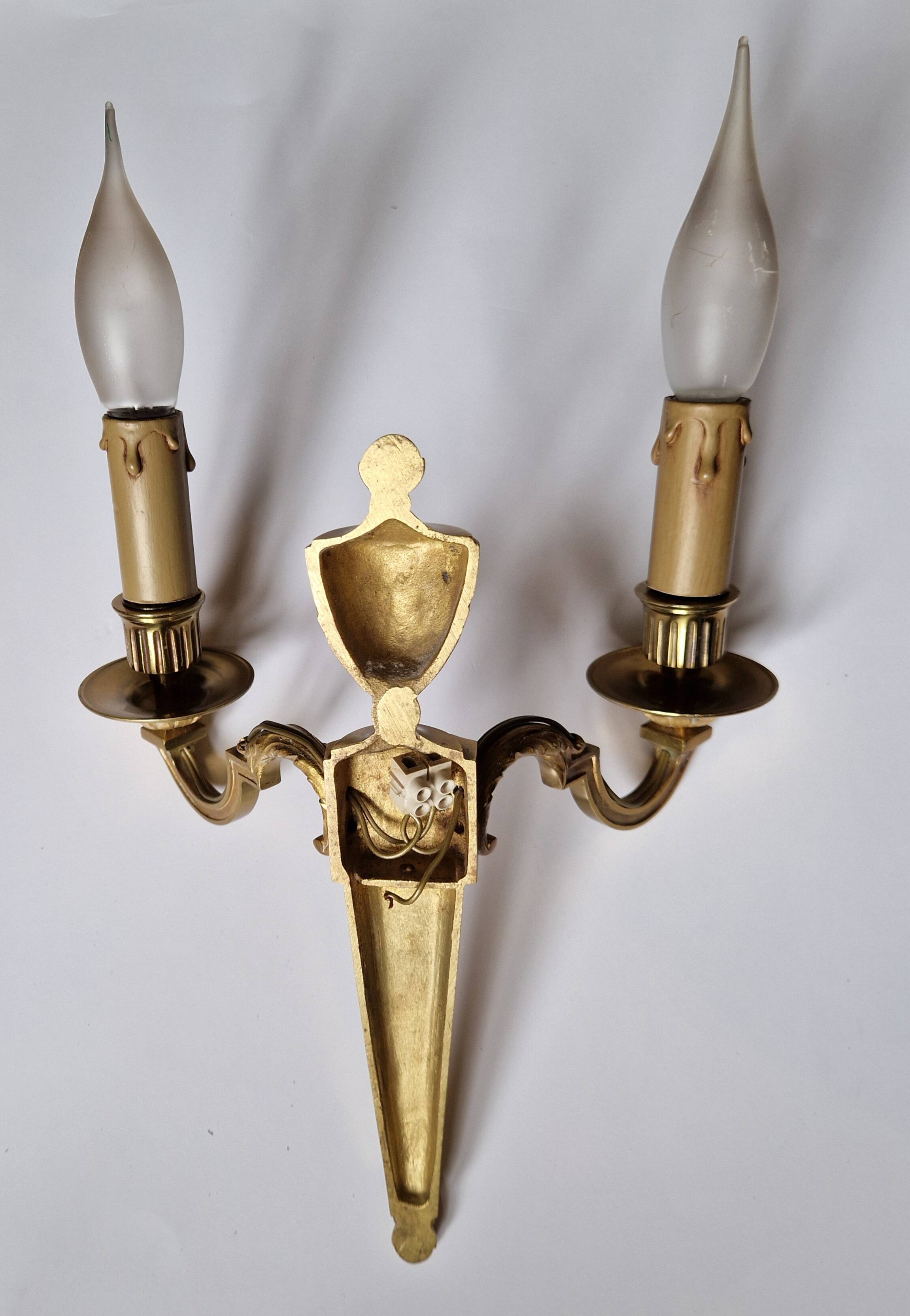 Pair of classic electrified brass wall lights