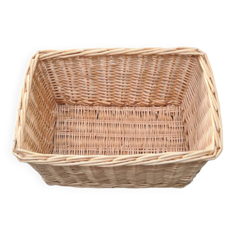 Wicker basket