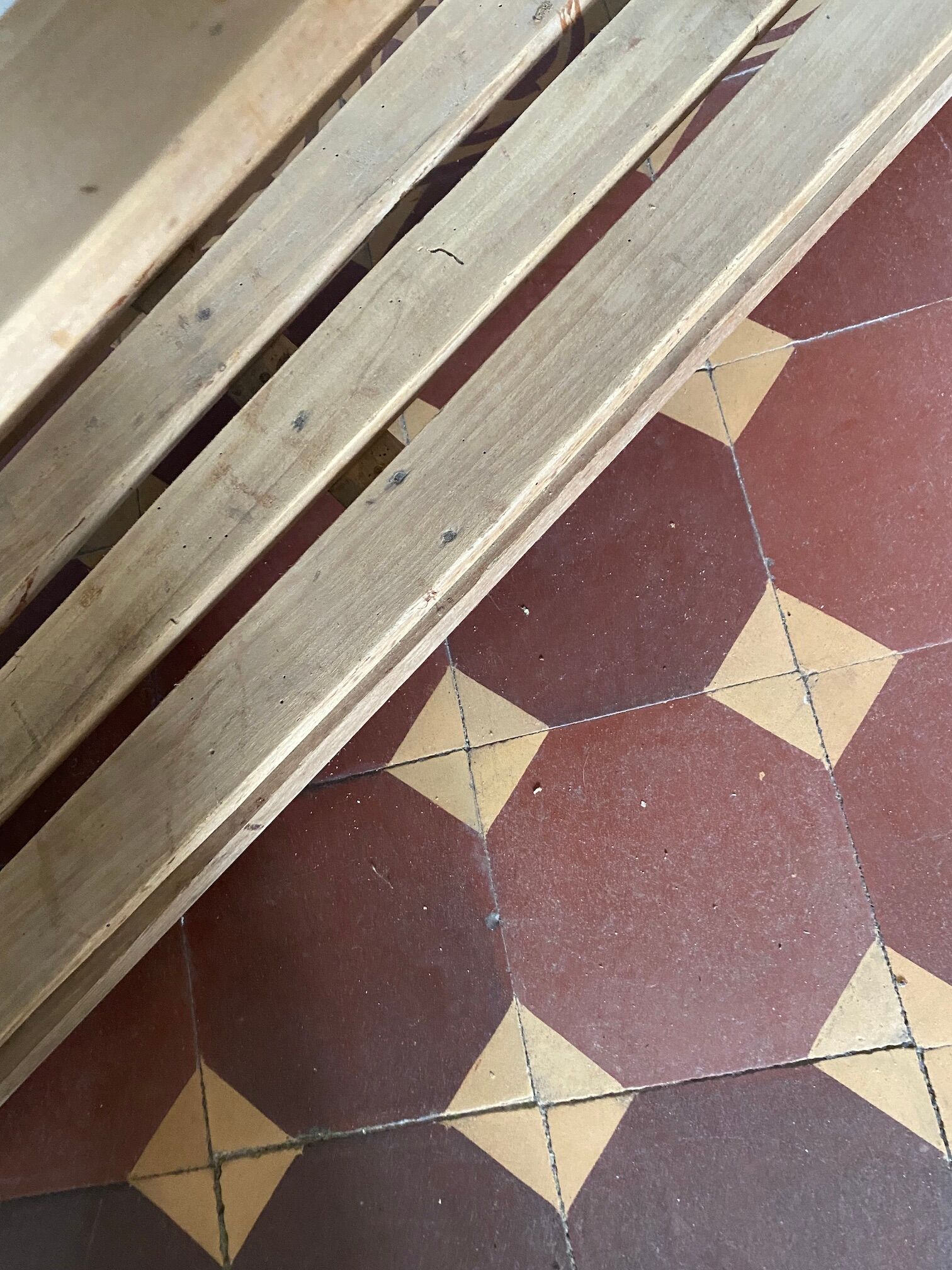 Hardware trade furniture