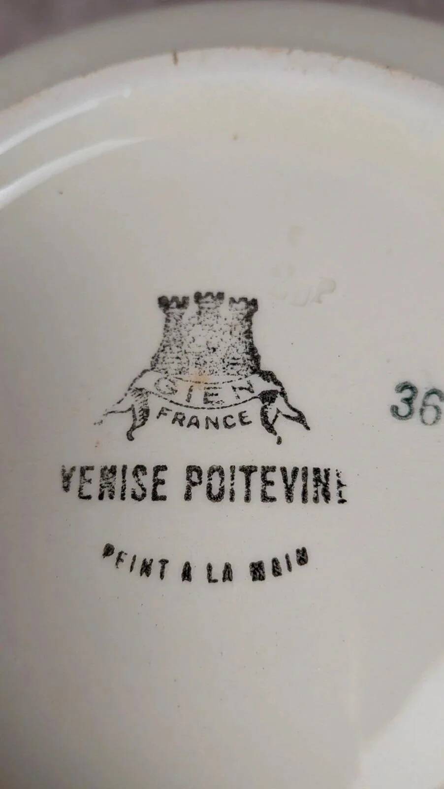 Soup tureen / salad bowl Gien Venice Poitevine hand-painted