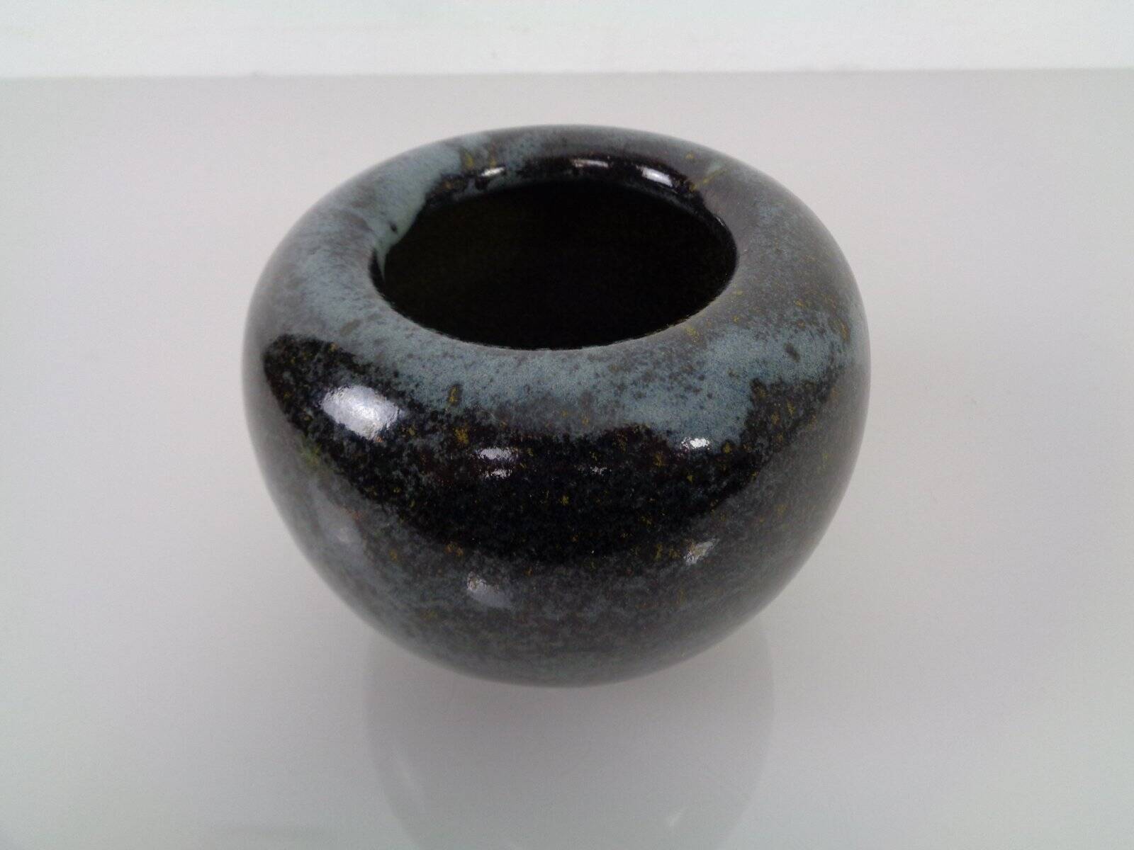 Studio ceramic vase by Horst Kerstan, Germany, 1960s.