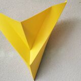 Ikea 90s yellow plastic applicator