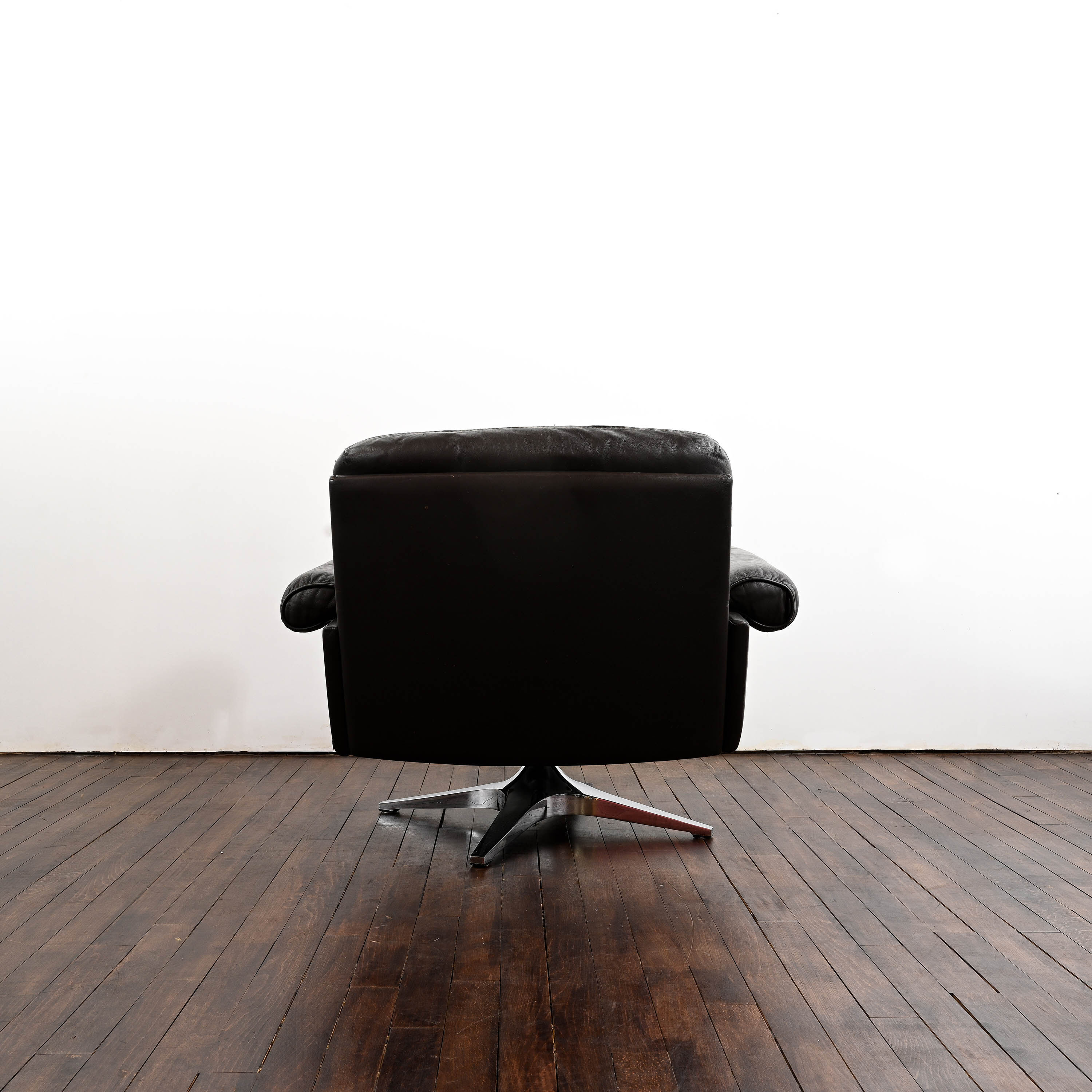 De Sede DS-31 armchair with matching foot rest