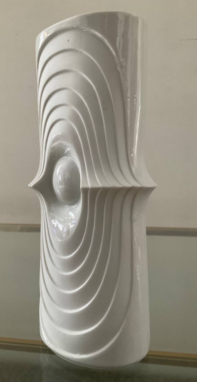 Vase op art en porcelaine royal bavaria kpm années 70