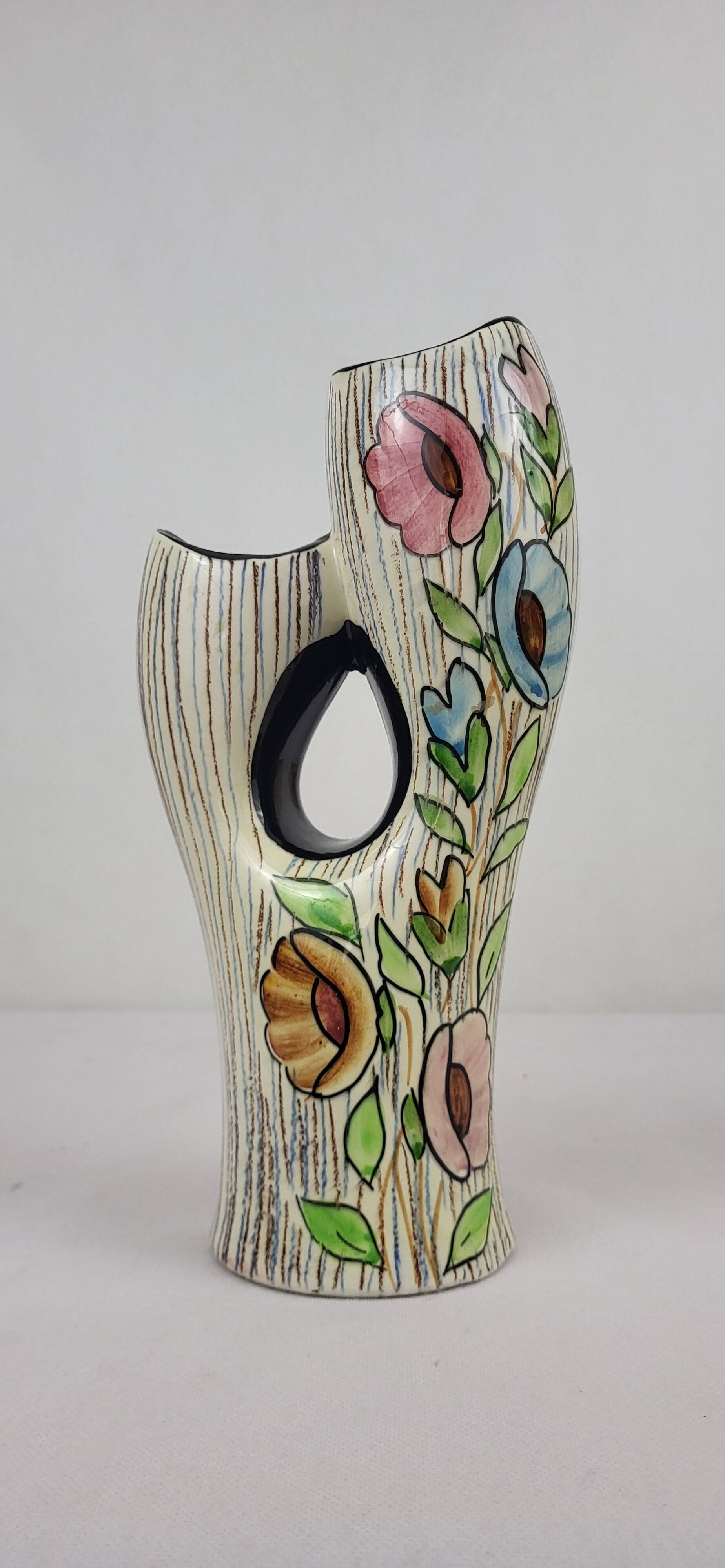 Ceramic vase 1960
