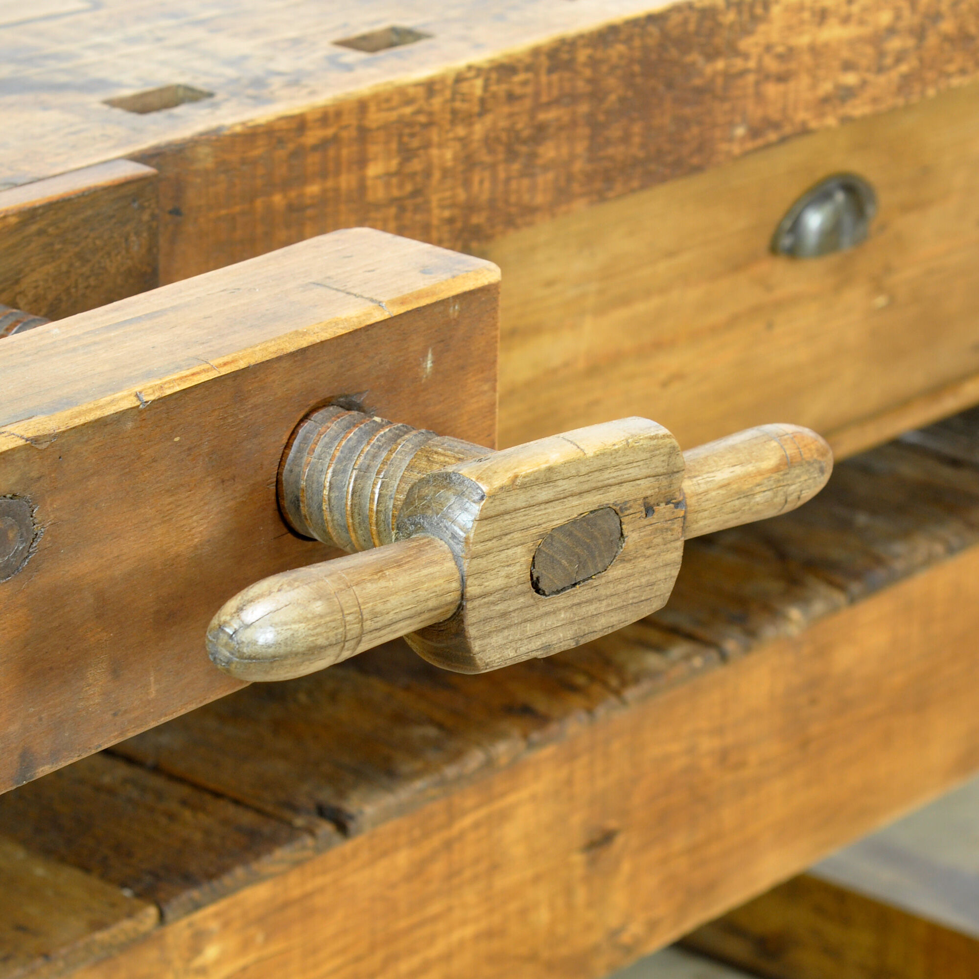 Oak carpenters workbench, circa 1920