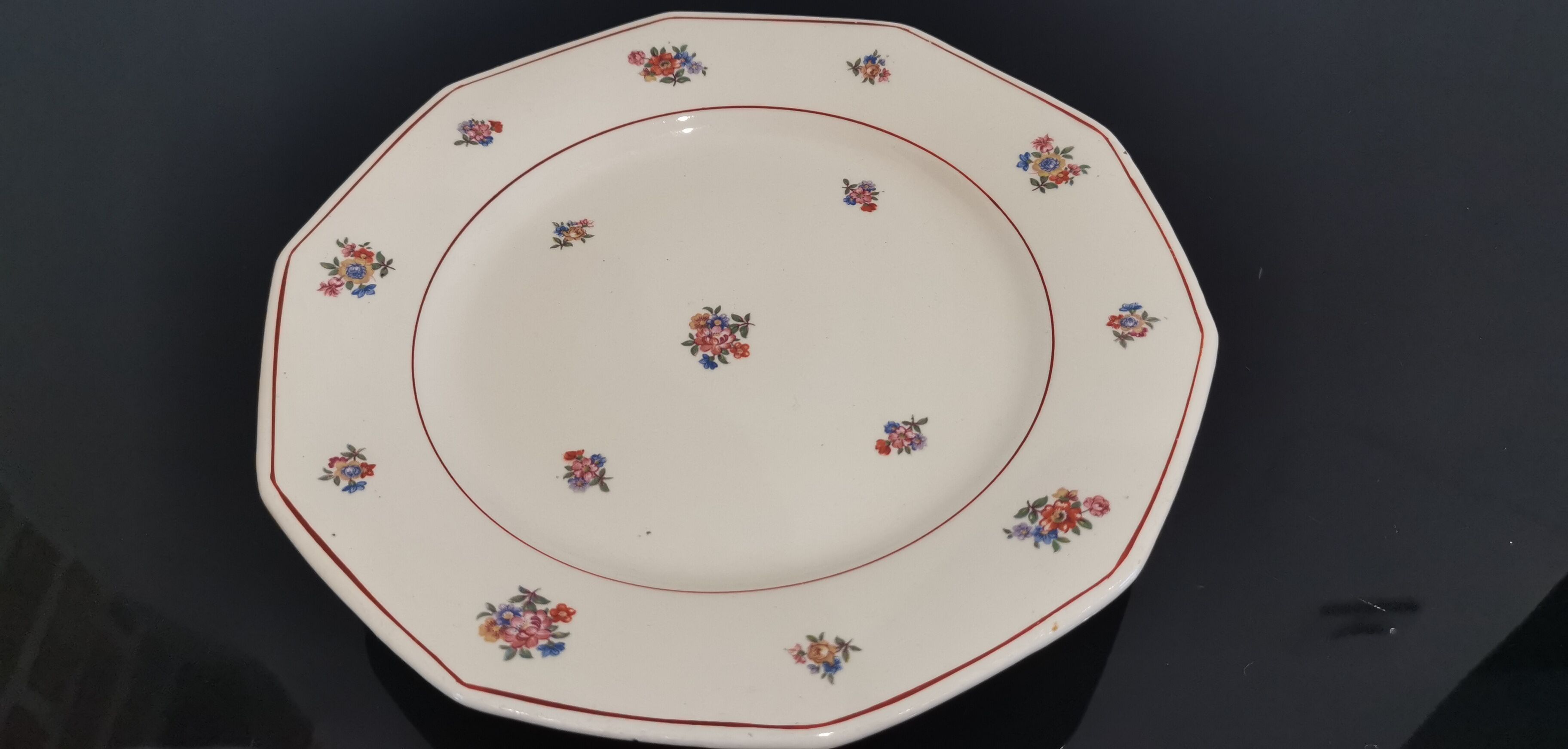 Former Compotier "Le moulin des loups et hamage" model Brittany