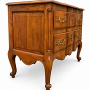 Commode sauteuse Arbalète époque Louis XV