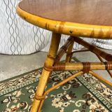 Petite table en rotin