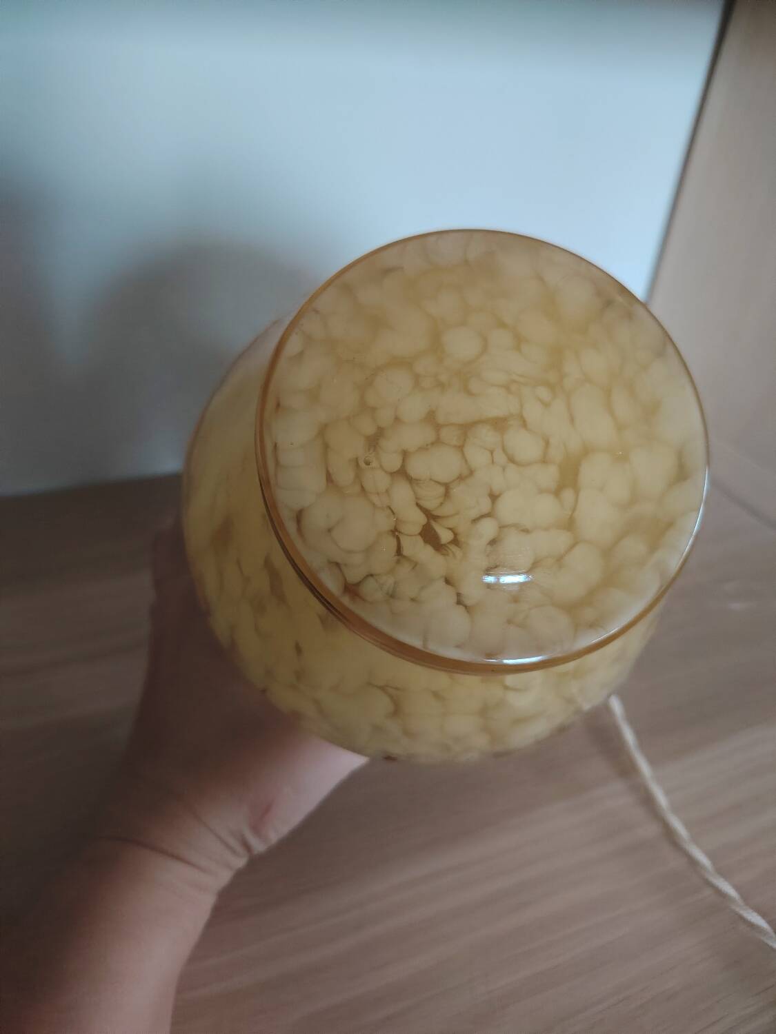 Touch lamp, Clichy glass, creamy yellow