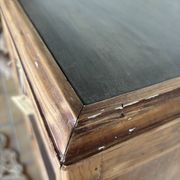 Chevet et sa patine d'origine  ou petit meuble d'appoint