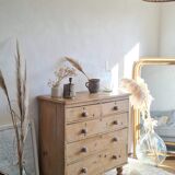 Old English style chest of drawers