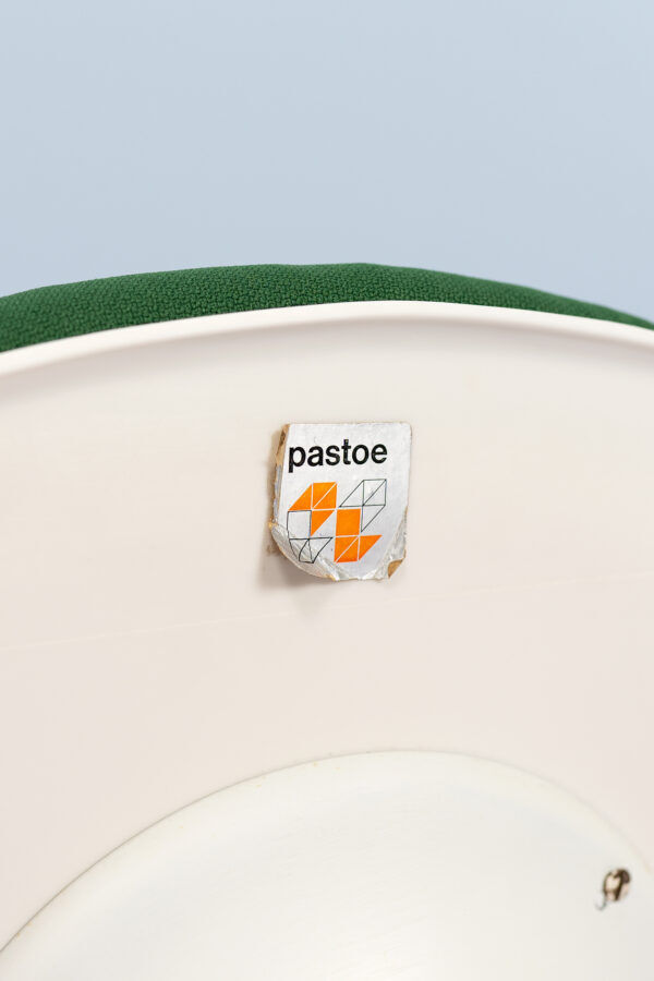 Tulip Chair by Pastoe with matching stool