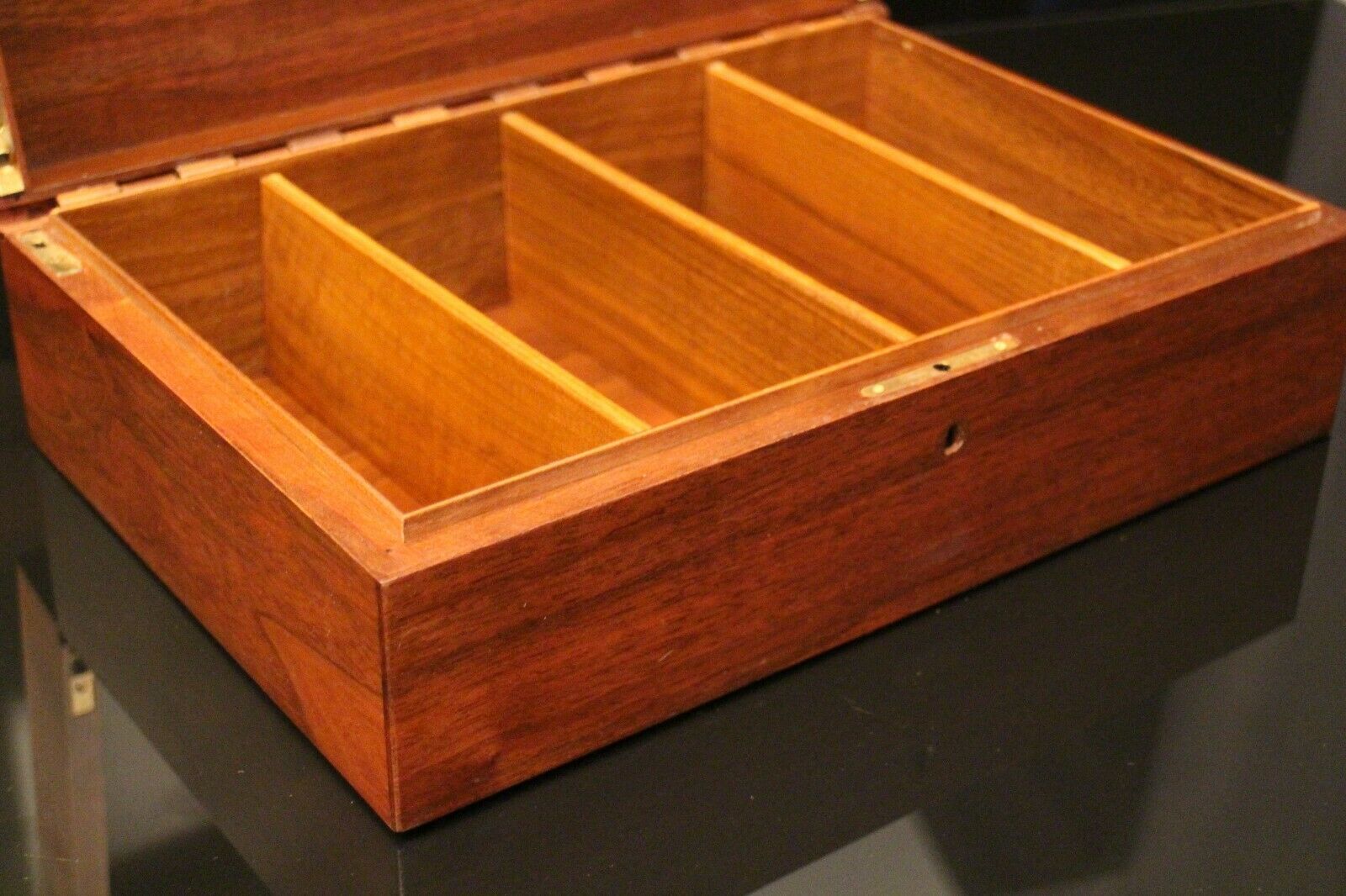 Solid mahogany box like cigar cellar