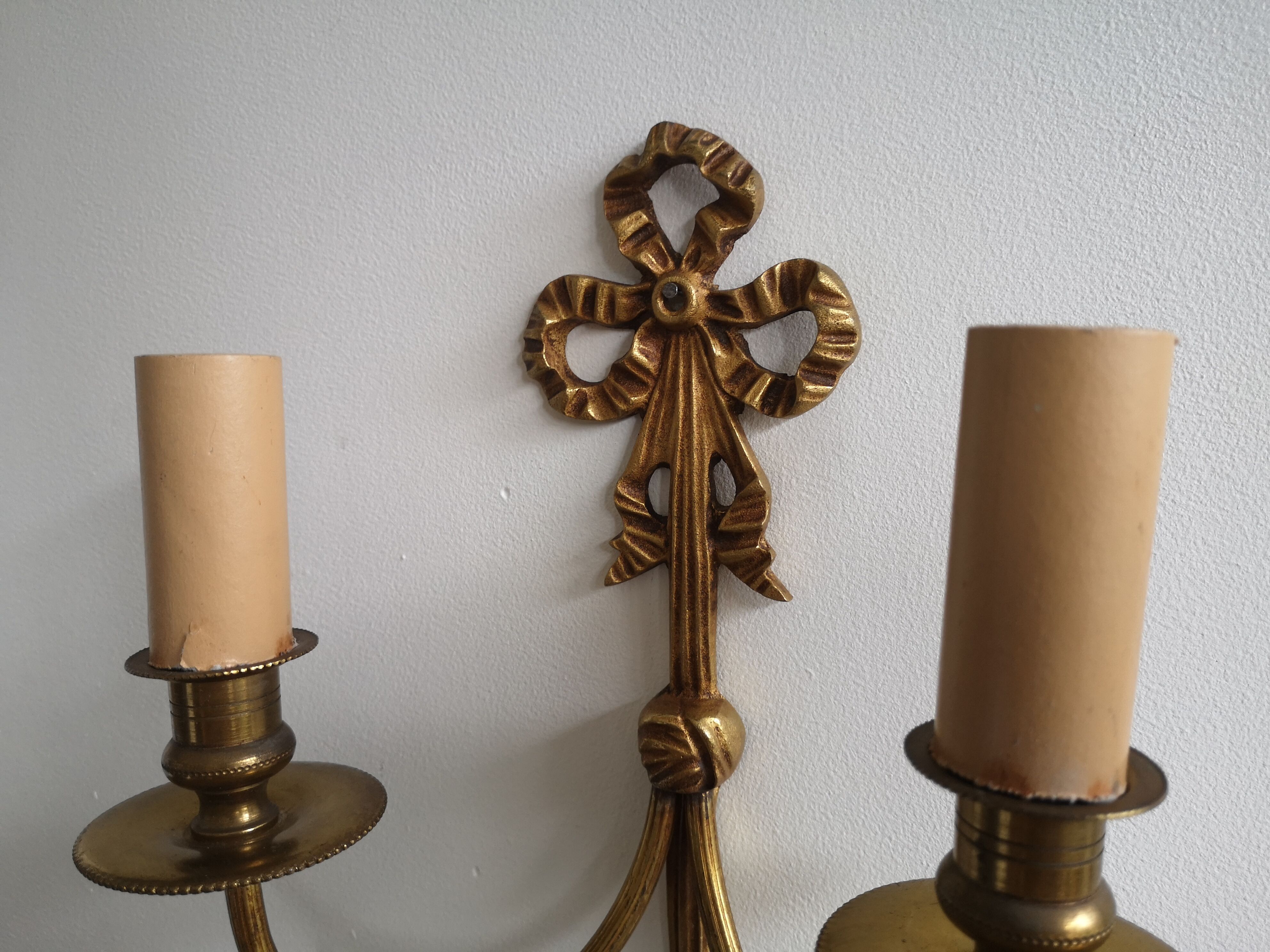 Wall apply in gilded brass