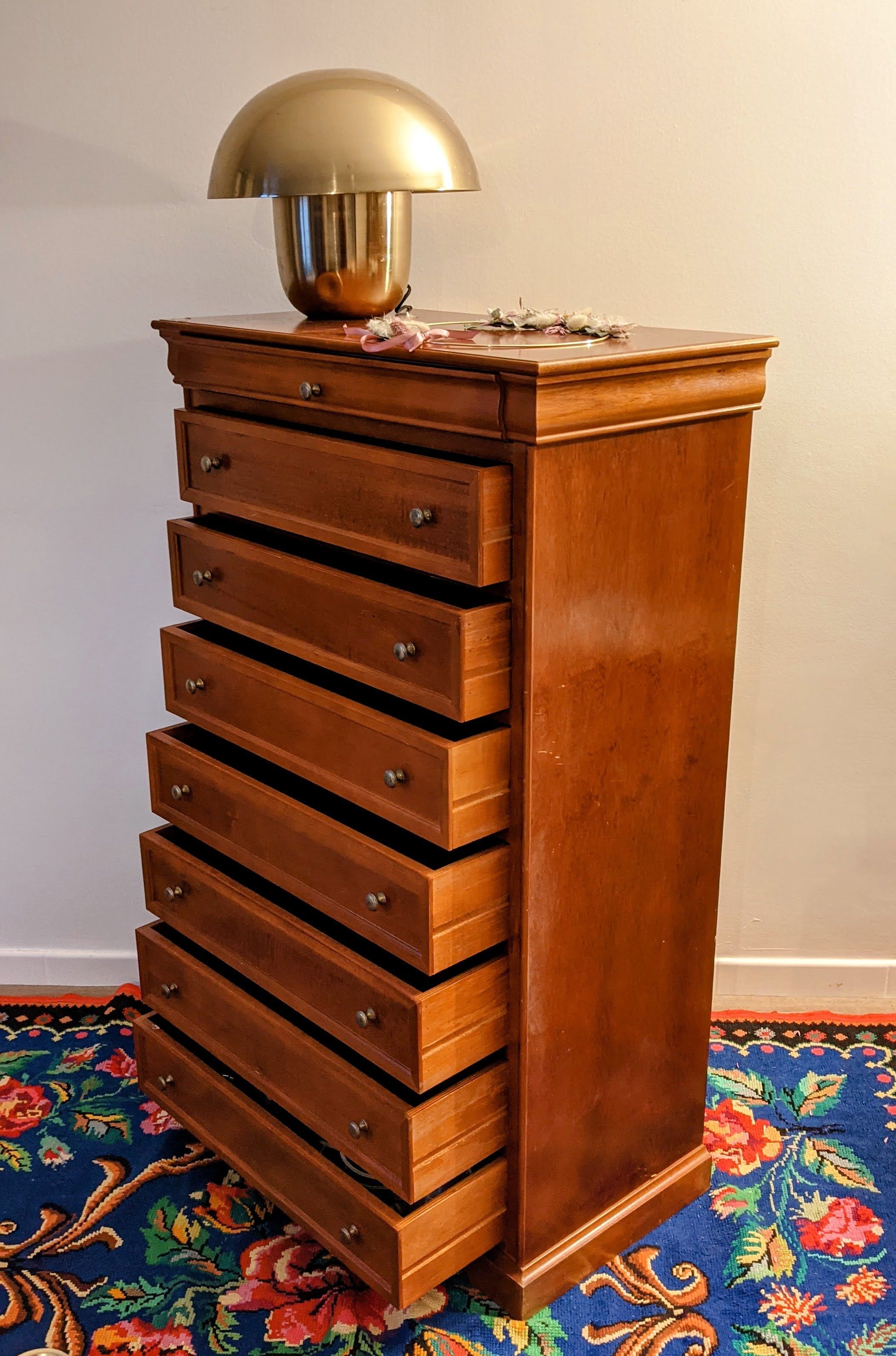 7-drawer chiffonnier