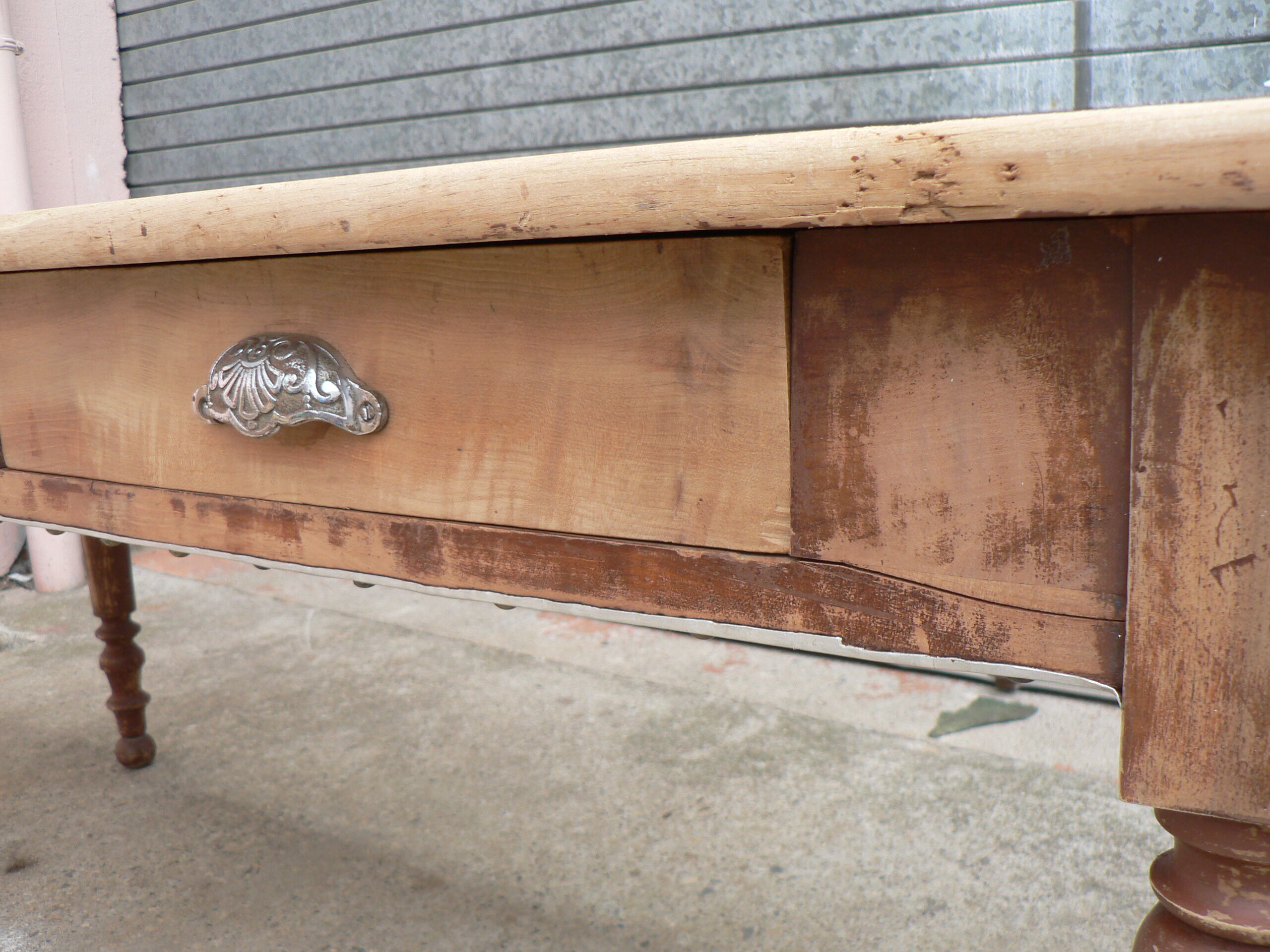 Table de ferme en noyer
