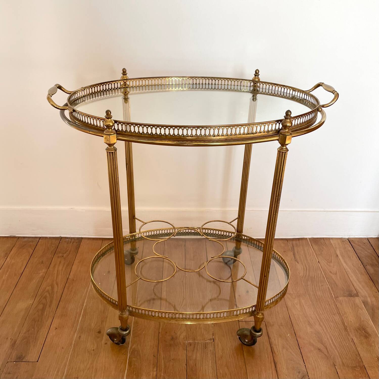 Vintage serving trolley in gilded brass and glass