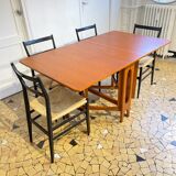 Scandinavian table with flaps