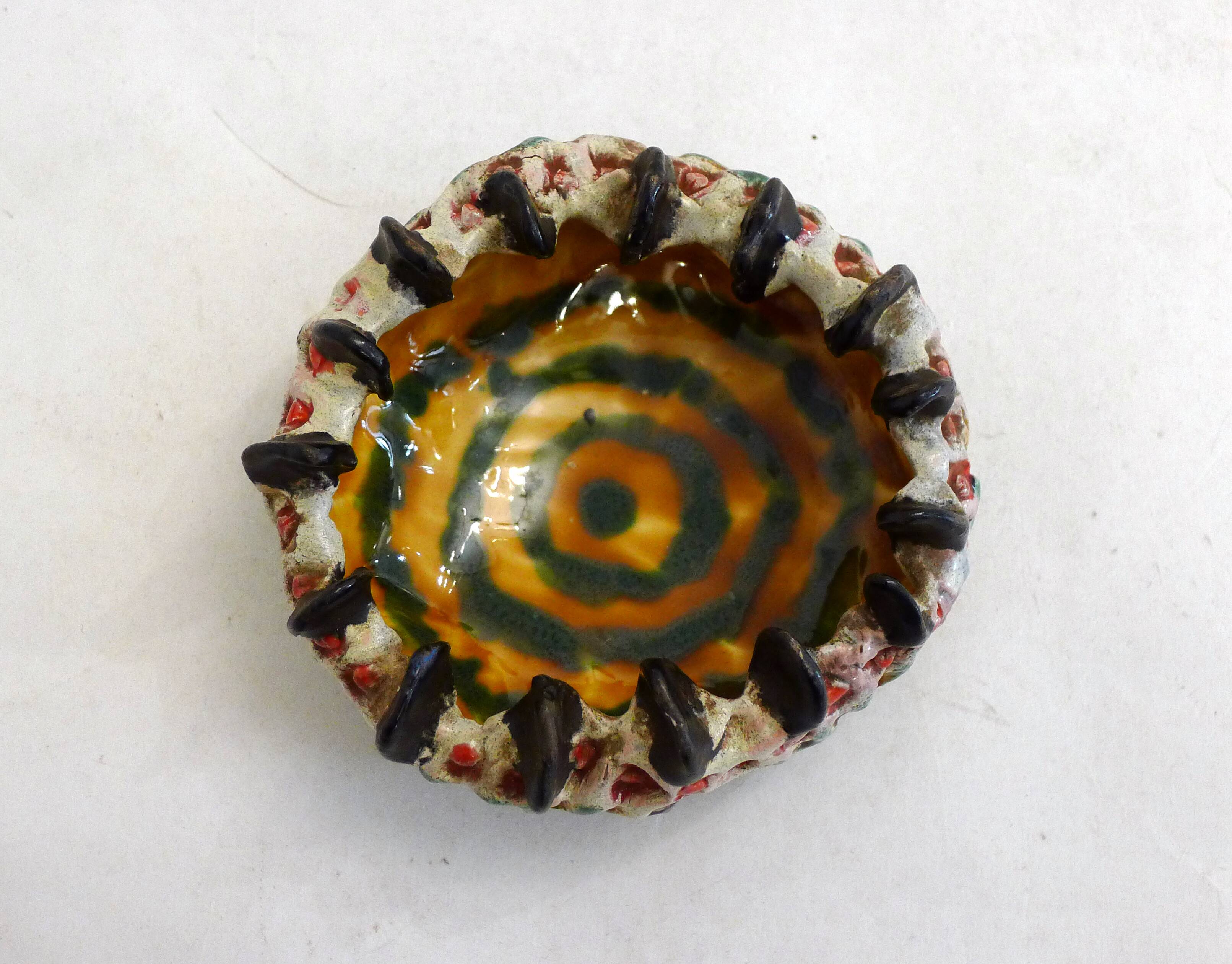 Organic barbotine ashtray and pocket tray